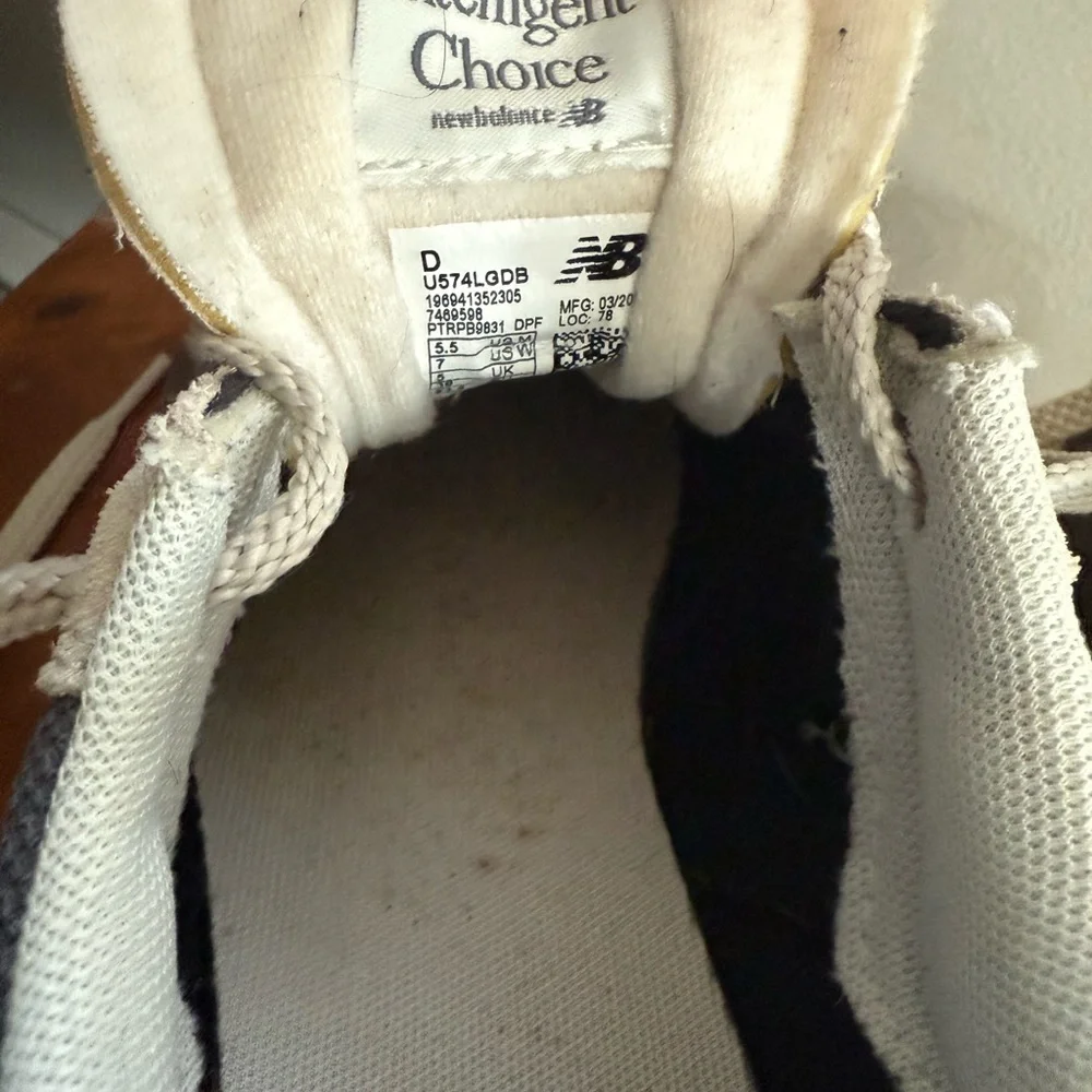 New Balance Gray and Cream Sneakers - Picture 5 of 7